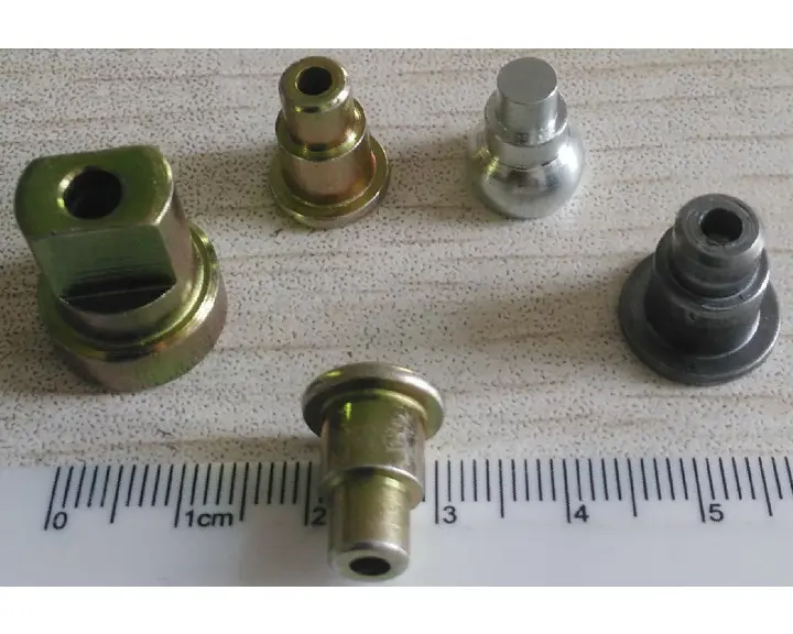 1-22-axle pin